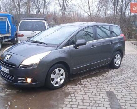 Сірий Пежо 5008, об'ємом двигуна 1.56 л та пробігом 262 тис. км за 7200 $, фото 1 на Automoto.ua
