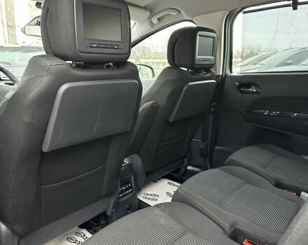 Серый Пежо 5008, объемом двигателя 1.6 л и пробегом 280 тыс. км за 7800 $, фото 8 на Automoto.ua