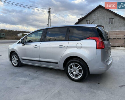 Серый Пежо 5008, объемом двигателя 1.56 л и пробегом 273 тыс. км за 7300 $, фото 6 на Automoto.ua