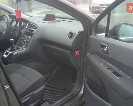 Сірий Пежо 5008, об'ємом двигуна 1.56 л та пробігом 262 тис. км за 7200 $, фото 10 на Automoto.ua