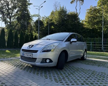Сірий Пежо 5008, об'ємом двигуна 1.6 л та пробігом 252 тис. км за 7300 $, фото 7 на Automoto.ua