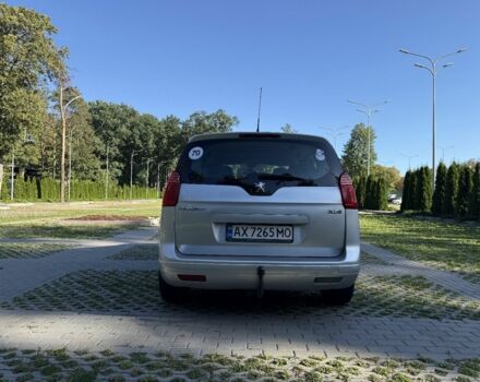 Сірий Пежо 5008, об'ємом двигуна 1.6 л та пробігом 252 тис. км за 7300 $, фото 4 на Automoto.ua