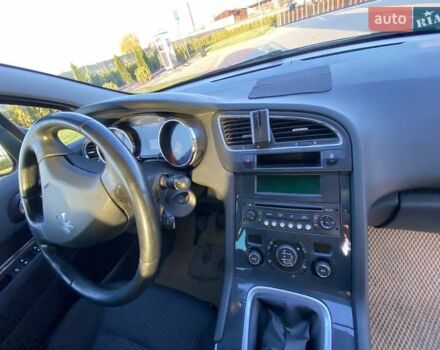 Сірий Пежо 5008, об'ємом двигуна 1.6 л та пробігом 278 тис. км за 7500 $, фото 19 на Automoto.ua