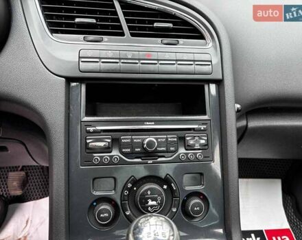 Серый Пежо 5008, объемом двигателя 1.6 л и пробегом 272 тыс. км за 7930 $, фото 19 на Automoto.ua