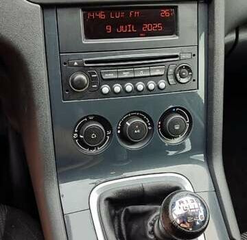 Сірий Пежо 5008, об'ємом двигуна 1.56 л та пробігом 254 тис. км за 7450 $, фото 22 на Automoto.ua