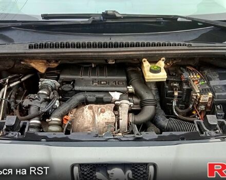 Сірий Пежо 5008, об'ємом двигуна 1.6 л та пробігом 262 тис. км за 7200 $, фото 11 на Automoto.ua