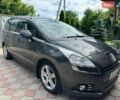 Серый Пежо 5008, объемом двигателя 1.56 л и пробегом 254 тыс. км за 8200 $, фото 1 на Automoto.ua