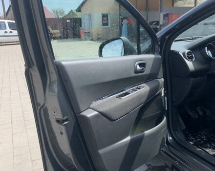 Серый Пежо 5008, объемом двигателя 2 л и пробегом 318 тыс. км за 8150 $, фото 10 на Automoto.ua