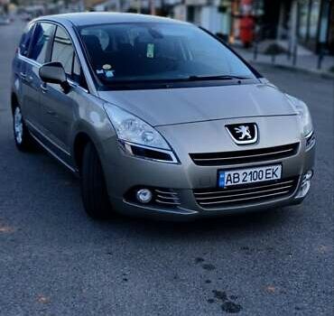 Серый Пежо 5008, объемом двигателя 1.6 л и пробегом 317 тыс. км за 6900 $, фото 29 на Automoto.ua