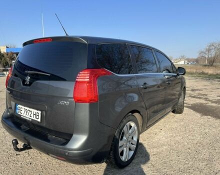 Сірий Пежо 5008, об'ємом двигуна 1.6 л та пробігом 265 тис. км за 7600 $, фото 1 на Automoto.ua
