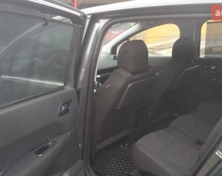 Сірий Пежо 5008, об'ємом двигуна 1.56 л та пробігом 262 тис. км за 7200 $, фото 7 на Automoto.ua
