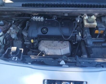 Пежо 5008 2010 в Хмельницком на Automoto.ua Серый Пежо 5008, объемом двигателя 1.6 л и пробегом 234 тыс. км за 6700 $, фото 2 на Automoto.ua