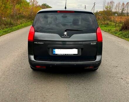 Сірий Пежо 5008, об'ємом двигуна 1.6 л та пробігом 235 тис. км за 7800 $, фото 4 на Automoto.ua