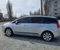 Сірий Пежо 5008, об'ємом двигуна 0.16 л та пробігом 205 тис. км за 6750 $, фото 2 на Automoto.ua