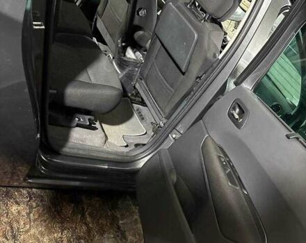 Серый Пежо 5008, объемом двигателя 1.6 л и пробегом 179 тыс. км за 6500 $, фото 20 на Automoto.ua