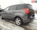 Серый Пежо 5008, объемом двигателя 2 л и пробегом 350 тыс. км за 8500 $, фото 1 на Automoto.ua