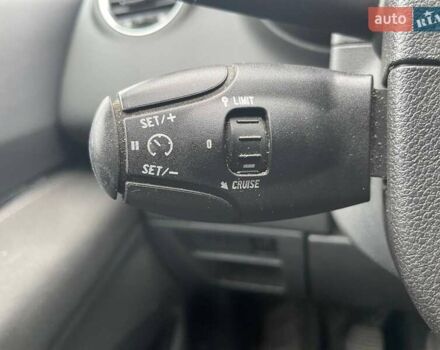 Серый Пежо 5008, объемом двигателя 2 л и пробегом 302 тыс. км за 8990 $, фото 19 на Automoto.ua