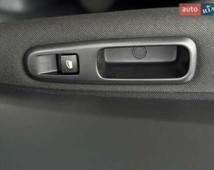 Серый Пежо 5008, объемом двигателя 1.6 л и пробегом 232 тыс. км за 6600 $, фото 36 на Automoto.ua