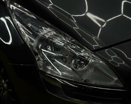 Серый Пежо 5008, объемом двигателя 2 л и пробегом 258 тыс. км за 9700 $, фото 2 на Automoto.ua