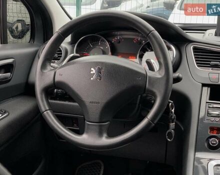 Серый Пежо 5008, объемом двигателя 1.6 л и пробегом 276 тыс. км за 7999 $, фото 54 на Automoto.ua