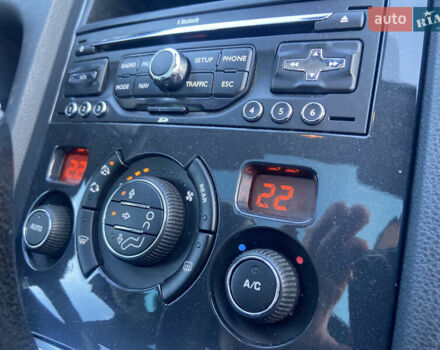 Серый Пежо 5008, объемом двигателя 1.6 л и пробегом 191 тыс. км за 7850 $, фото 36 на Automoto.ua