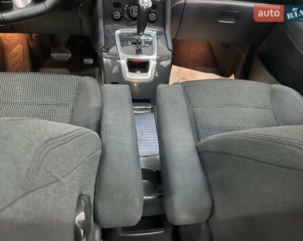 Серый Пежо 5008, объемом двигателя 1.6 л и пробегом 211 тыс. км за 9800 $, фото 37 на Automoto.ua