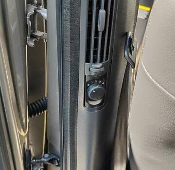 Серый Пежо 5008, объемом двигателя 1.6 л и пробегом 180 тыс. км за 8100 $, фото 22 на Automoto.ua