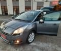 Сірий Пежо 5008, об'ємом двигуна 2 л та пробігом 212 тис. км за 10500 $, фото 1 на Automoto.ua