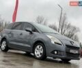 Серый Пежо 5008, объемом двигателя 1.6 л и пробегом 276 тыс. км за 7999 $, фото 5 на Automoto.ua
