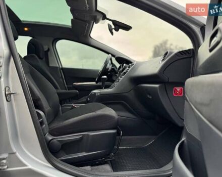 Серый Пежо 5008, объемом двигателя 1.6 л и пробегом 232 тыс. км за 6600 $, фото 47 на Automoto.ua