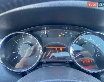 Серый Пежо 5008, объемом двигателя 1.6 л и пробегом 191 тыс. км за 7850 $, фото 43 на Automoto.ua