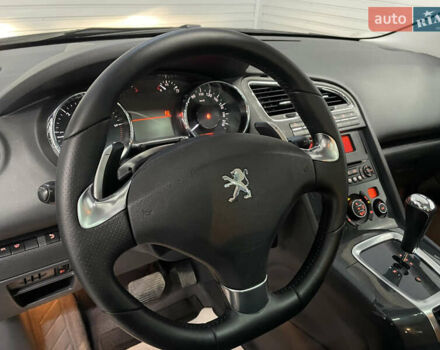 Серый Пежо 5008, объемом двигателя 1.6 л и пробегом 211 тыс. км за 9800 $, фото 53 на Automoto.ua