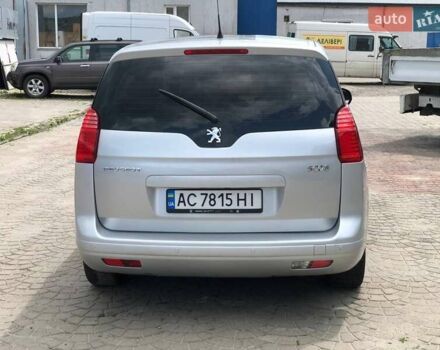 Серый Пежо 5008, объемом двигателя 1.6 л и пробегом 217 тыс. км за 6500 $, фото 7 на Automoto.ua