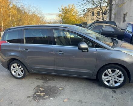 Пежо 5008 2011 в Немирове на Automoto.ua Серый Пежо 5008, объемом двигателя 1.6 л и пробегом 170 тыс. км за 5500 $, фото 4 на Automoto.ua