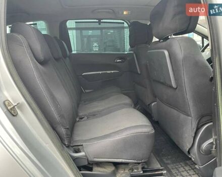 Серый Пежо 5008, объемом двигателя 2 л и пробегом 302 тыс. км за 8990 $, фото 10 на Automoto.ua