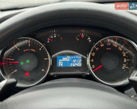 Серый Пежо 5008, объемом двигателя 1.6 л и пробегом 232 тыс. км за 6600 $, фото 27 на Automoto.ua