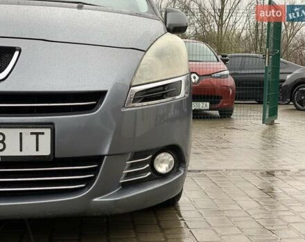 Серый Пежо 5008, объемом двигателя 1.6 л и пробегом 276 тыс. км за 7999 $, фото 9 на Automoto.ua