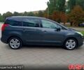 Серый Пежо 5008, объемом двигателя 1.6 л и пробегом 188 тыс. км за 7800 $, фото 1 на Automoto.ua