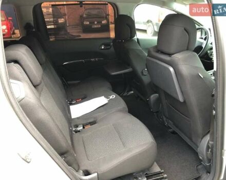 Серый Пежо 5008, объемом двигателя 1.6 л и пробегом 217 тыс. км за 6500 $, фото 23 на Automoto.ua