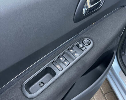 Серый Пежо 5008, объемом двигателя 1.6 л и пробегом 188 тыс. км за 6999 $, фото 28 на Automoto.ua