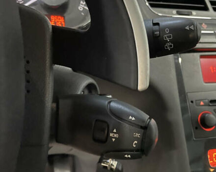 Серый Пежо 5008, объемом двигателя 1.6 л и пробегом 211 тыс. км за 9800 $, фото 50 на Automoto.ua