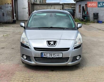 Серый Пежо 5008, объемом двигателя 1.6 л и пробегом 217 тыс. км за 6500 $, фото 4 на Automoto.ua