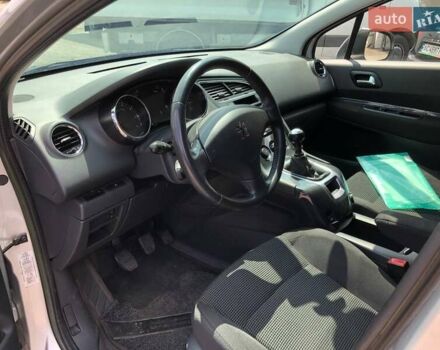 Серый Пежо 5008, объемом двигателя 1.6 л и пробегом 217 тыс. км за 6500 $, фото 21 на Automoto.ua