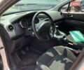 Серый Пежо 5008, объемом двигателя 1.6 л и пробегом 217 тыс. км за 6500 $, фото 21 на Automoto.ua