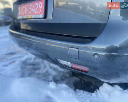 Серый Пежо 5008, объемом двигателя 1.6 л и пробегом 191 тыс. км за 7850 $, фото 9 на Automoto.ua