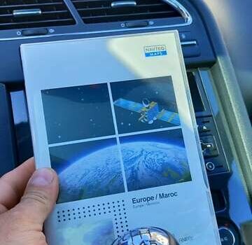 Серый Пежо 5008, объемом двигателя 1.6 л и пробегом 180 тыс. км за 8100 $, фото 1 на Automoto.ua