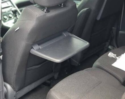 Серый Пежо 5008, объемом двигателя 1.6 л и пробегом 217 тыс. км за 6500 $, фото 20 на Automoto.ua