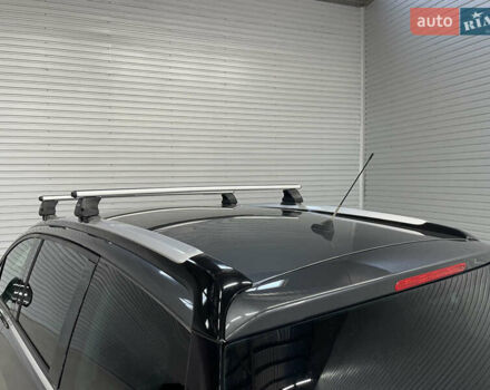 Серый Пежо 5008, объемом двигателя 1.6 л и пробегом 211 тыс. км за 9800 $, фото 24 на Automoto.ua