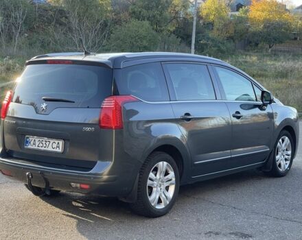 Пежо 5008 2011 в Белой Церкве на Automoto.ua Серый Пежо 5008, объемом двигателя 1.6 л и пробегом 220 тыс. км за 7700 $, фото 4 на Automoto.ua