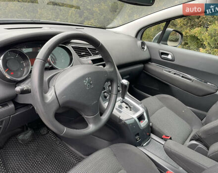 Серый Пежо 5008, объемом двигателя 2 л и пробегом 218 тыс. км за 8600 $, фото 34 на Automoto.ua
